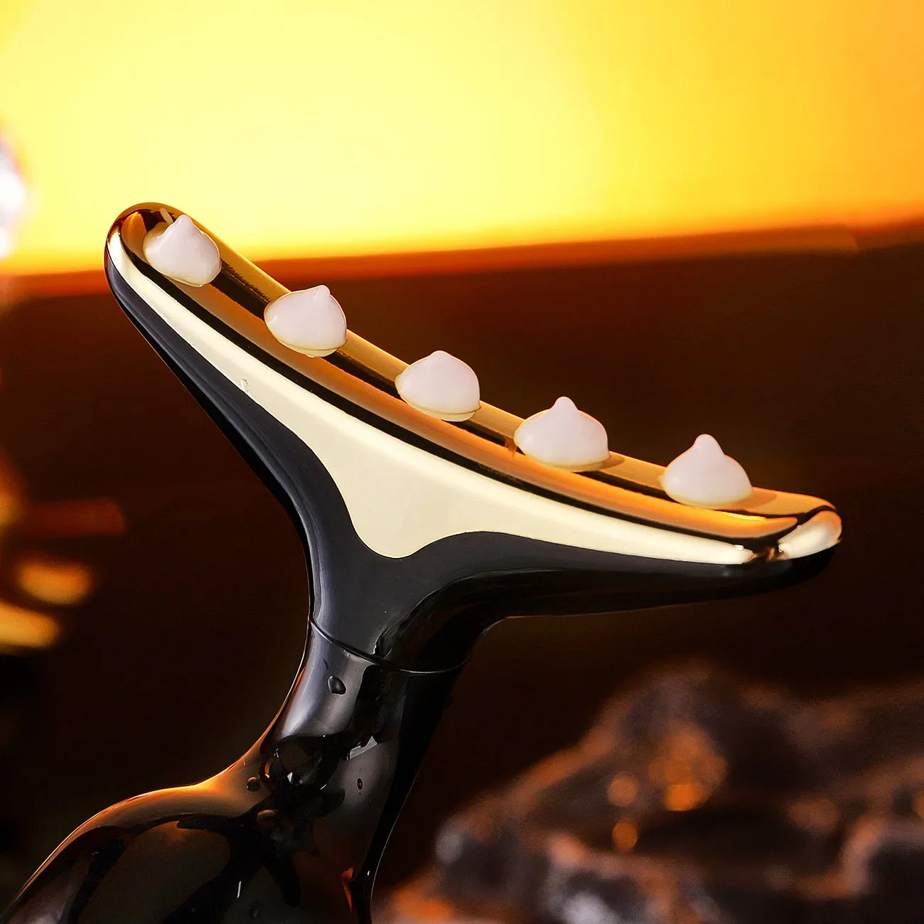 3 In 1 Facial Lifting Massager Great for eyes and neck - Skin Tightening - Anti Wrinkle - Anti Aging